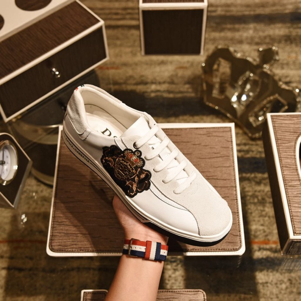 D*G sneaker
